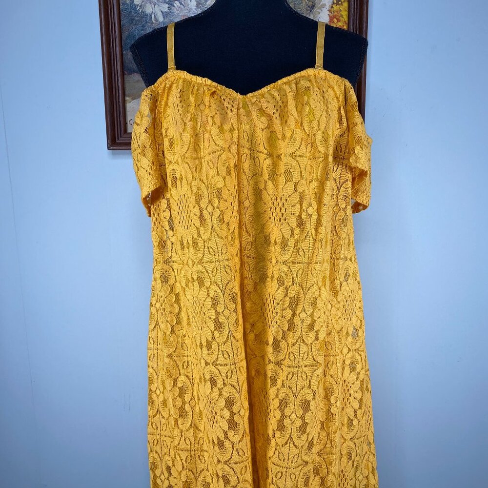 Mittoshop Lace A-Line Dress Women's Medium Cold Shoulder Yellow Spaghetti Strap